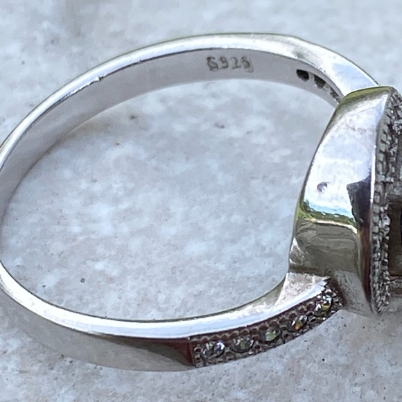 Simulated sapphire sterling silver ring with zircon accents size 8 - Picture 7 of 13